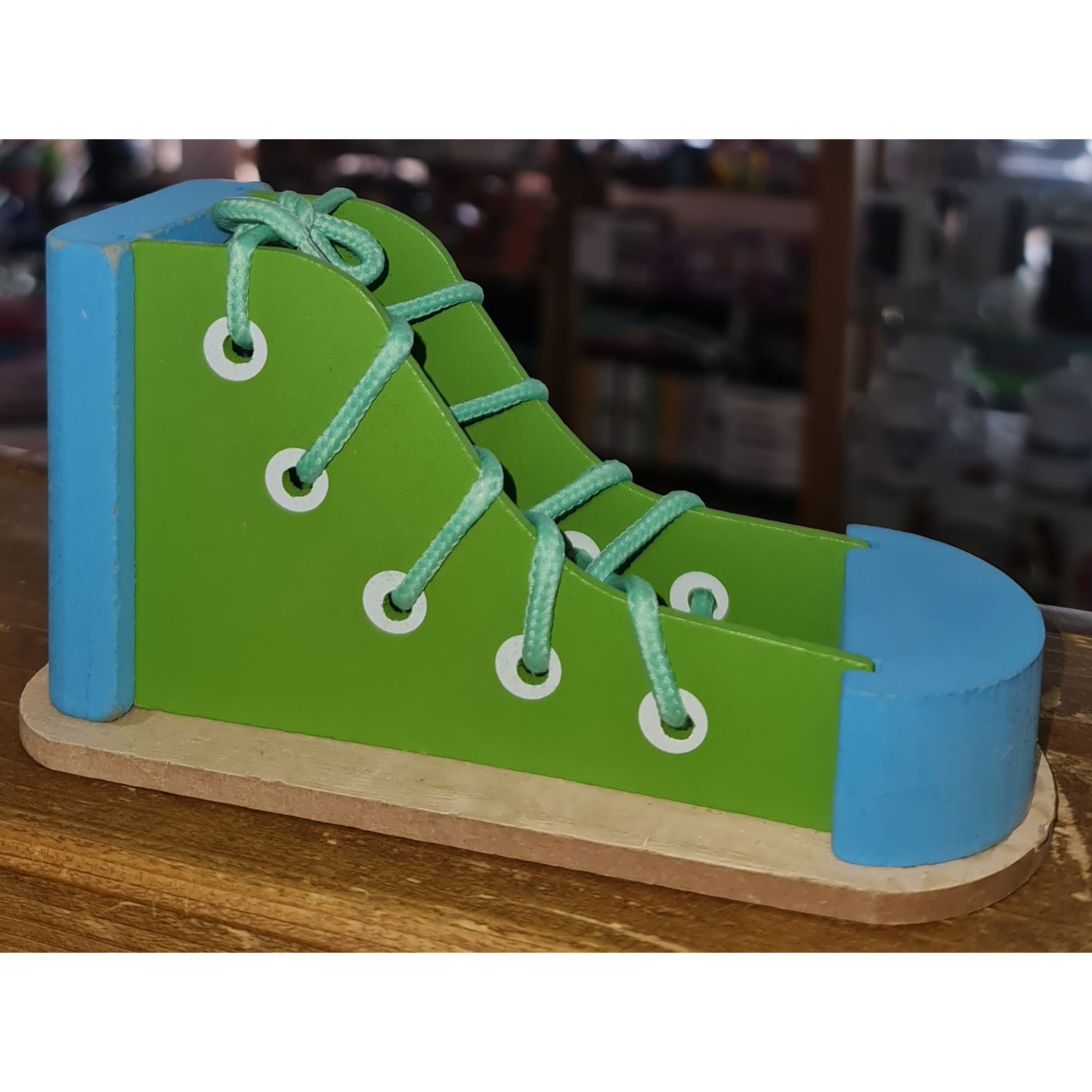 Shoe Tying Toy - Blue and Green - Etsetera Online Gift Shop