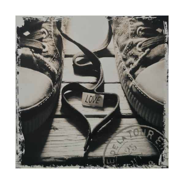 I luv it Décor Art Board Heart shoestrings Message board